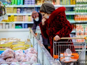 Киев обогнал Москву по ценам на продукты: хлеб дороже в два раза дороже, масло - в полтора