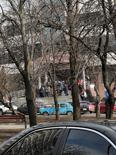Возле отделений ЦРБ в центре Донецка и Горловки продолжают собираться очереди, несмотря на трагедию 14 марта