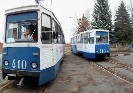 В Горловке второй раз за неделю сбивают опору контактной сети трамваев и троллейбусов