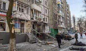 В результате обстрела спального района Донецка погибло четыре человека