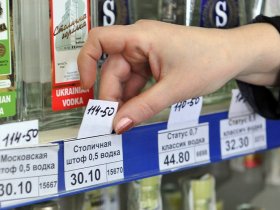В ДНР снова стали принимать гривну:  какие есть ограничения по покупкам за гривну, курсу обмена и срокам