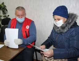 С 11 апреля в России переселенцам из ДНР будут выдавать ваучеры на покупку продуктов питания и медикаментов