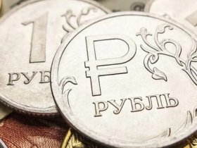 Южные регионы Украины начинают торговать в рублях, заявили в Крыму
