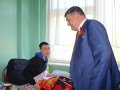 Мэр Горловки Иван Приходько и делегация из Кузбасса посетили раненых военнослужащих НМ ДНР (фото)