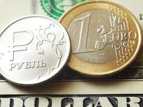 Евро опустился ниже 62 рублей впервые с 2017 года