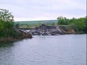 ВСУ взорвали мост в поселке Луганское около Светлодарска