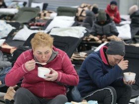 Европа устала: украинских беженцев лишают льгот по всему континенту