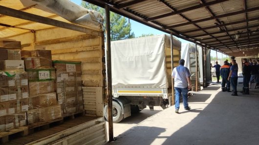 Россия прислала в ДНР очередной гуманитарный конвой с медикаментами и медоборудованием