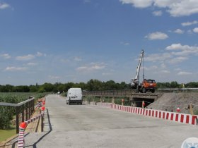 В Нижней Крынке наладили движение в объезд моста, закрытого на ремонт до 2023 года