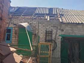 В результате обстрела Горловки повреждены жилые дома в поселке Гольмовский