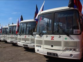 В Горловку из Кузбасса доставлены новые автобусы и коммунальная техника (фото)