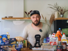 Блогер сравнил цены на одинаковые продукты питания в Германии, Польше, Белоруси и России (видео)