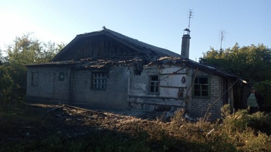 В результате обстрела поселка Гольмовский в Горловке ранен мирный житель