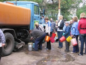 Какие меры сейчас принимаются властями, чтобы обеспечить водой всех жителей ДНР