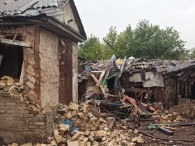 В результате обстрела Калининского и Никитовского района Горловки, разрушены частные жилые дома