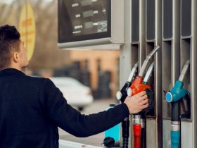 В ДНР на госзаправках подорожал высокооктановый бензин