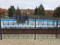 На площади Победы в Горловке начаты работы по подготовке фонтана к зиме (фото)