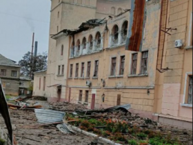 ВСУ обстреляли центр Горловки: поврежден кинотеатр 