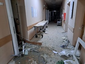 Больница им. Калинина попала под массированный обстрел ВСУ, один пациент погиб, еще один получил тяжелые ранения (фото, видео)