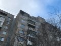 Коммунальные службы Горловки работают над восстановлением многоэтажек, пострадавших при обстреле ж/м "Строитель"