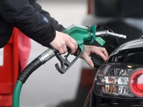 На заправках ДНР подешевело дизельное топливо