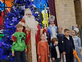 42 ребенка из Горловки посетили Москву на Рождественские праздники (фото)