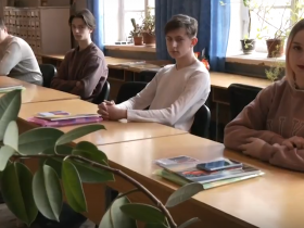 Школьники Горловки принимают участие в всероссийской олимпиаде по русскому языку (видео)
