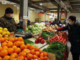Журналисты сравнили цены на овощи и фрукты на центральном рынке Ростова-на-Дону и Донецка (видео)