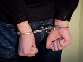 Полицейские задержали в Горловке двоих мужчин за попытку кражи