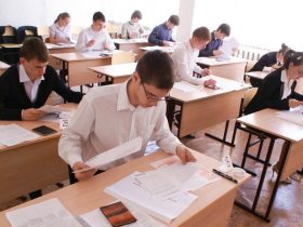 В ДНР сообщили, что обязательная сдача ЕГЭ для школьников начнется не раньше 2028 года