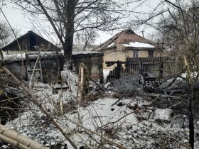 Жилой дом в Горловке обстреляли третий раз за год (фото)