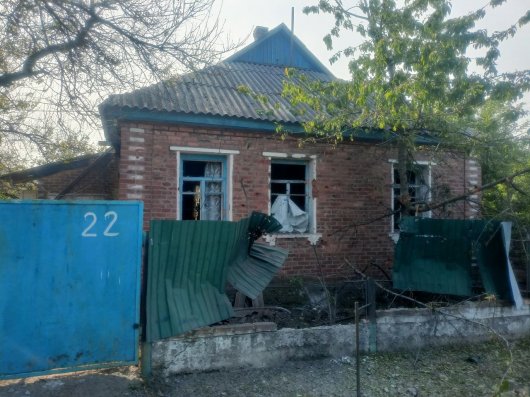 В результате обстрела поселка шахты им. Гагарина в Горловке ранен мирный житель