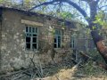 В результате обстрела жилмассива "Комсомолец" в Горловке повреждены жилые дома (фото)