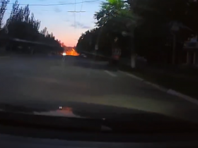 Очевидец снял на видео момент обстрела центрального проспекта Горловки