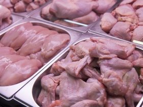 В Горловке снизились цены на курятину и некоторые овощи