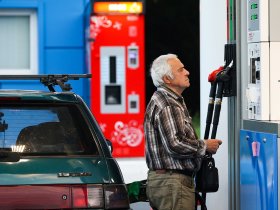 На автозаправках ДНР подорожал бензин