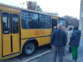 Школьники Горловки перешли на очное обучение в Енакиево