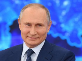 Президент России Владимир Путин празднует 71-й день рождения