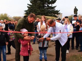 В Шахтерске открыли первый в ДНР голубедром (фото)