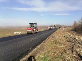 В ДНР досрочно начали ремонт участка трассы до КПП 