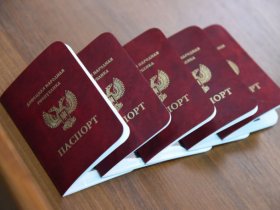 Паспорта ДНР и адресные справки, выданные до 1 марта 2023 года, считаются недействительными с 1 января 2024 года