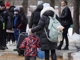 Украина, по требованию Запада, сокращает выплаты внутренним переселенцам сразу на 16 млрд гривен