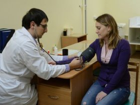 С 1 марта увеличатся доплаты медицинским работникам в малых городах России