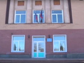 В Енакиево восстановят лицей информационных технологий, который ВСУ разрушили ракетными ударами (видео)