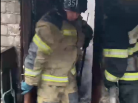 В частном доме в Центрально-Городском районе Горловки произошел пожар (видео)