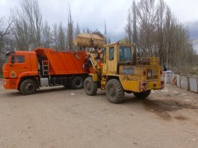 В Горловке ведутся работы по вывозу стихийных свалок и негабаритных отходов (фото)