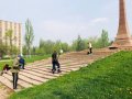 В Горловке проводят работы по благоустройству памятников (фото)